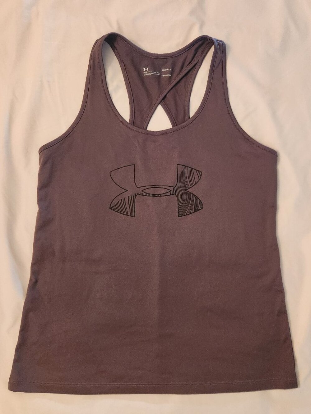 UA loose fit crisscross tank